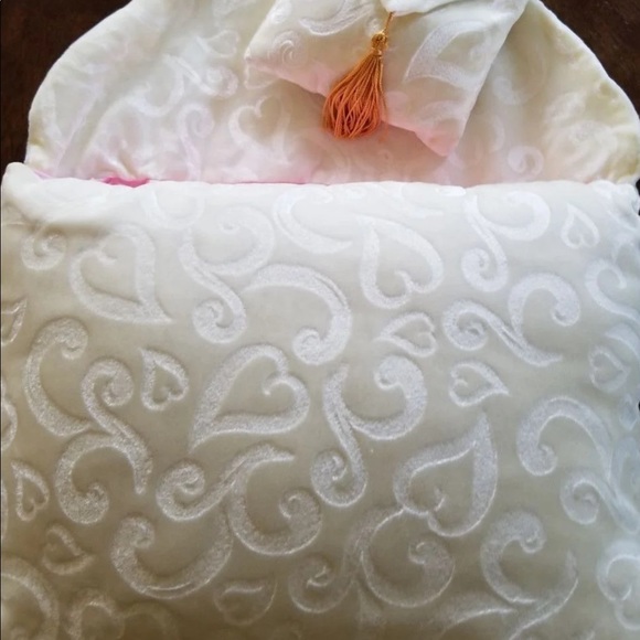 Pink - Picture 8 of 9